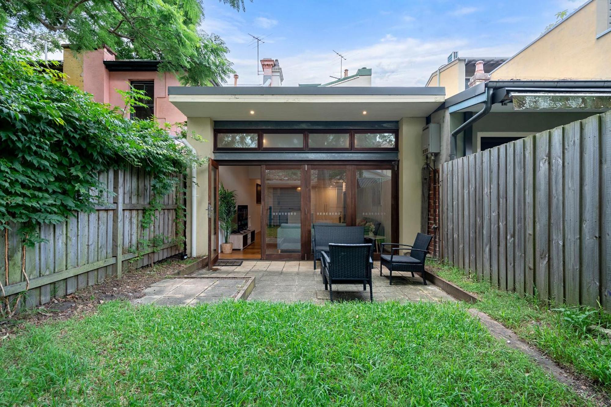 21f Stylish & Elegant 5-br Townhouse