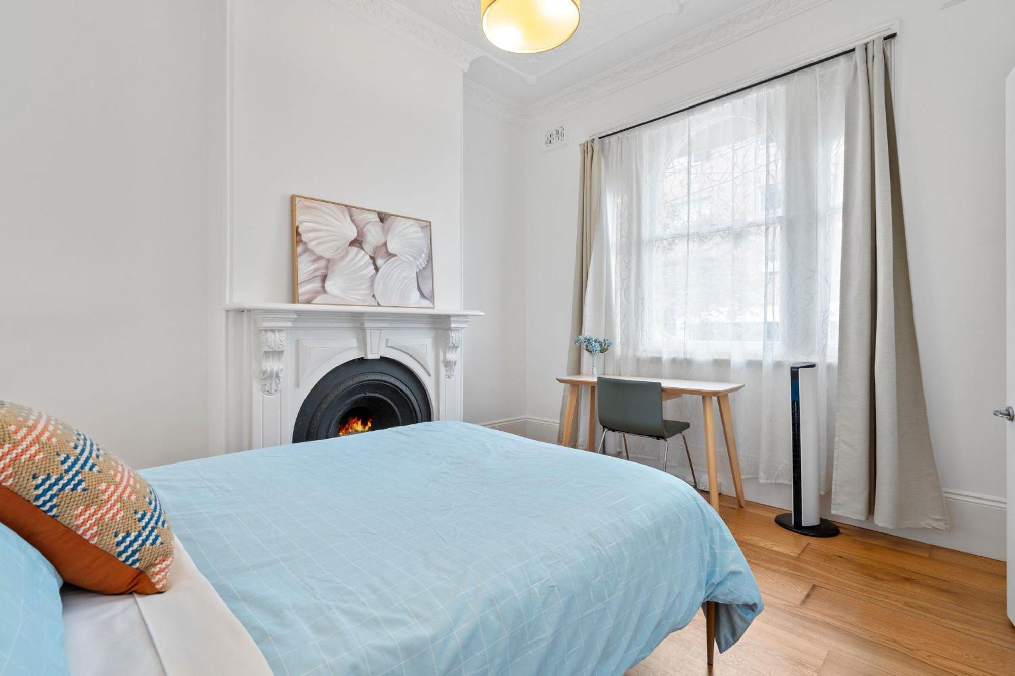 21f Stylish & Elegant 5-br Townhouse Holiday home Sydney